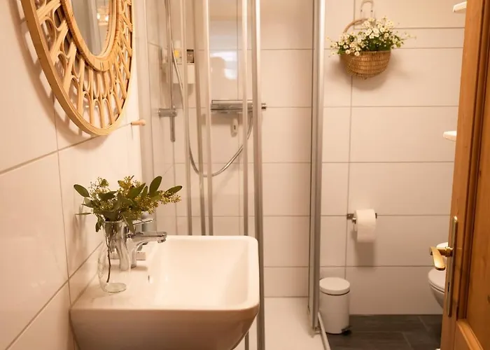 Hyggeleben, Innenstadt, Schlossblick, Parkplatz * ורניגרוד